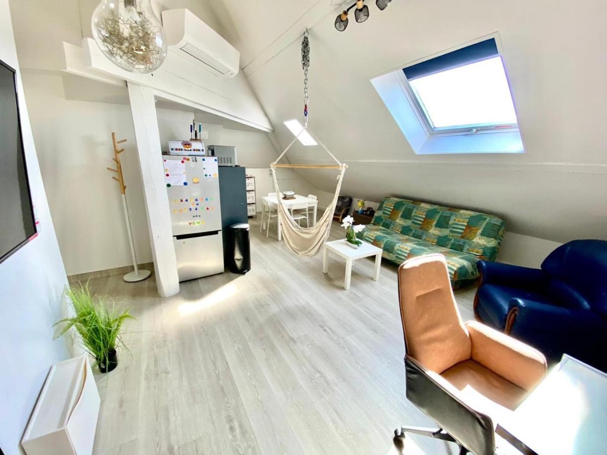 Appartement Vue Sur Les Etoiles Charleville-Mezieres Bagian luar foto